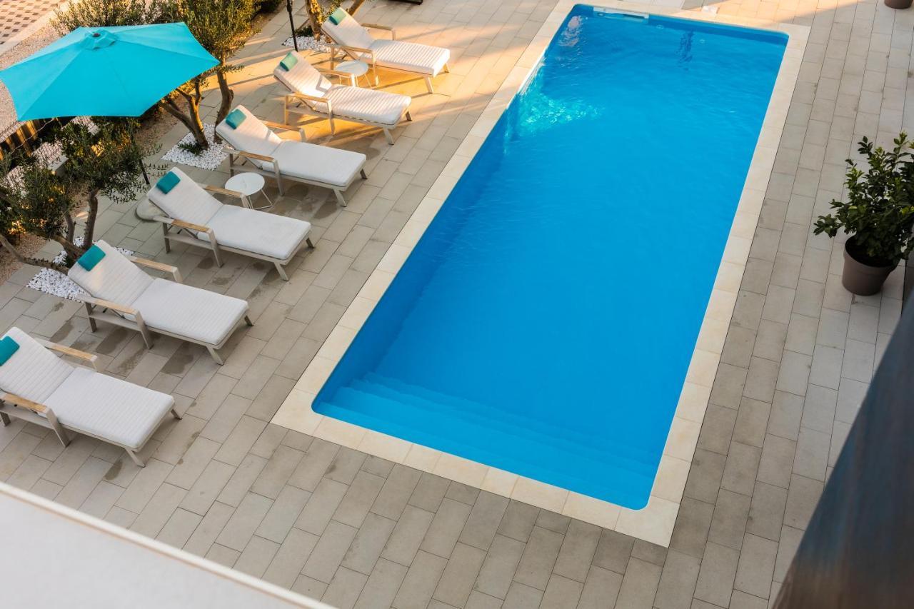 Olive Tree Mansion Apartment Vir Luaran gambar