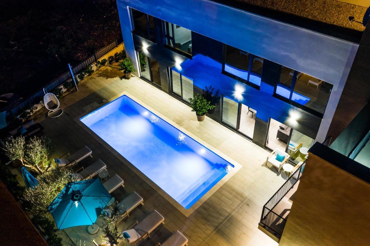 Olive Tree Mansion Apartment Vir Luaran gambar