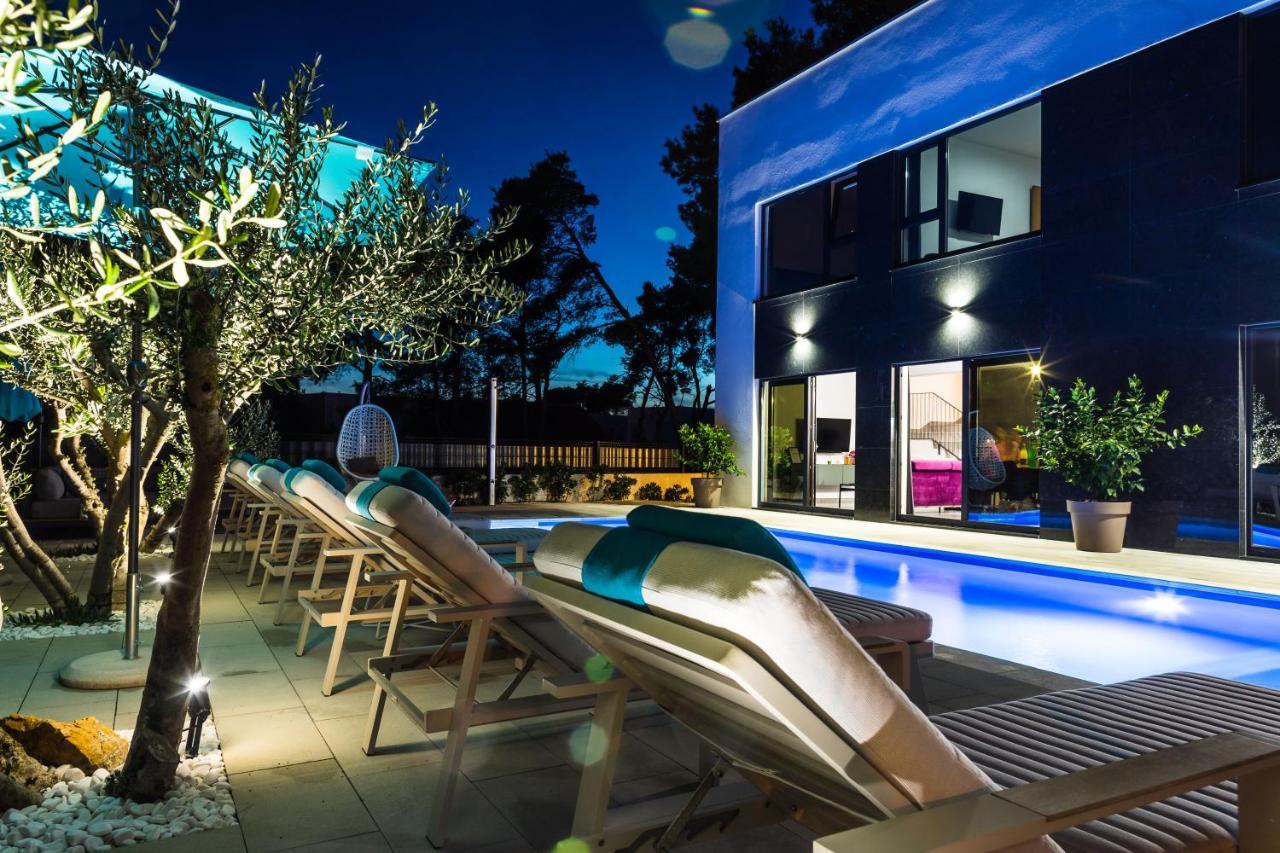 Olive Tree Mansion Apartment Vir Luaran gambar