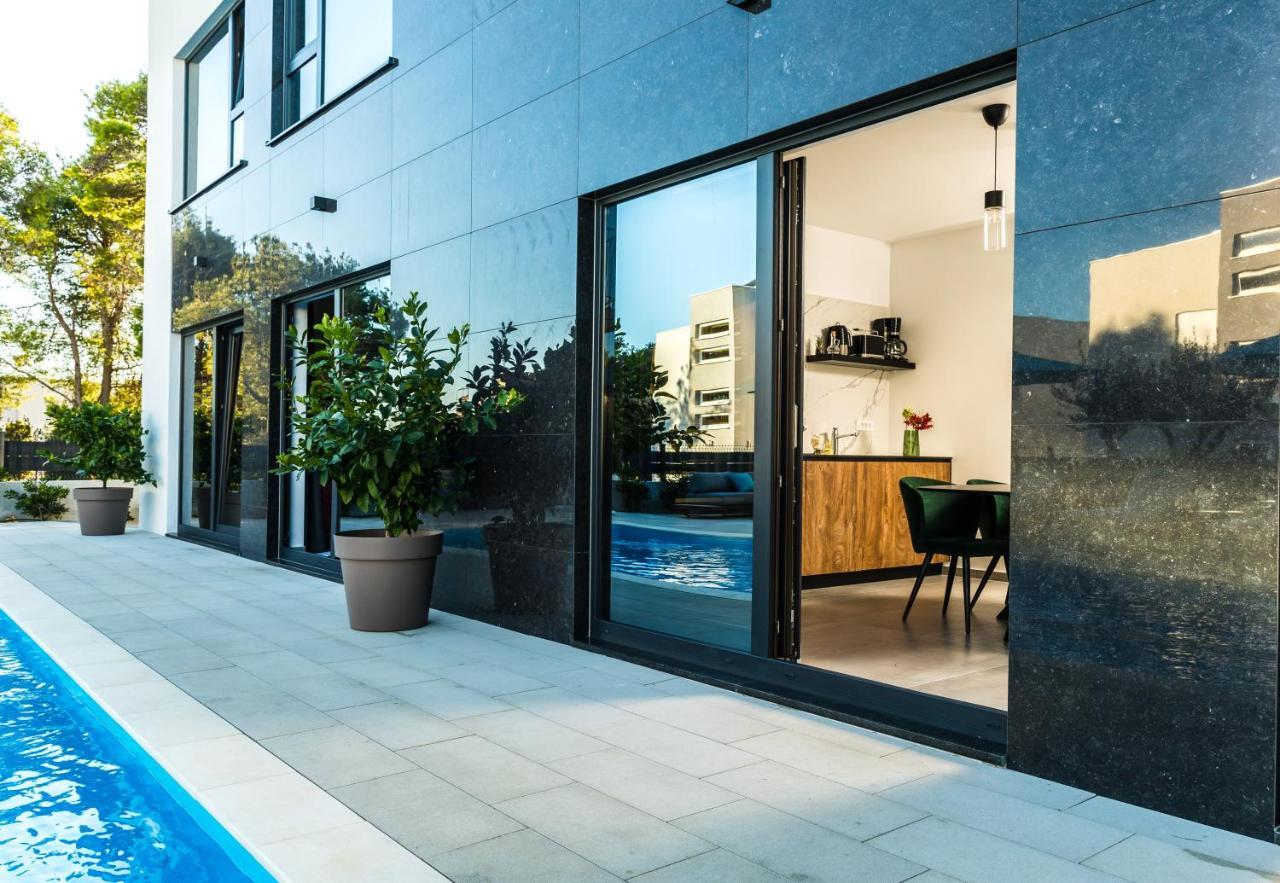 Olive Tree Mansion Apartment Vir Luaran gambar