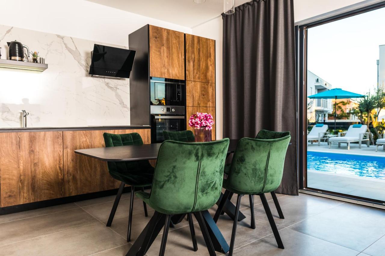 Olive Tree Mansion Apartment Vir Luaran gambar