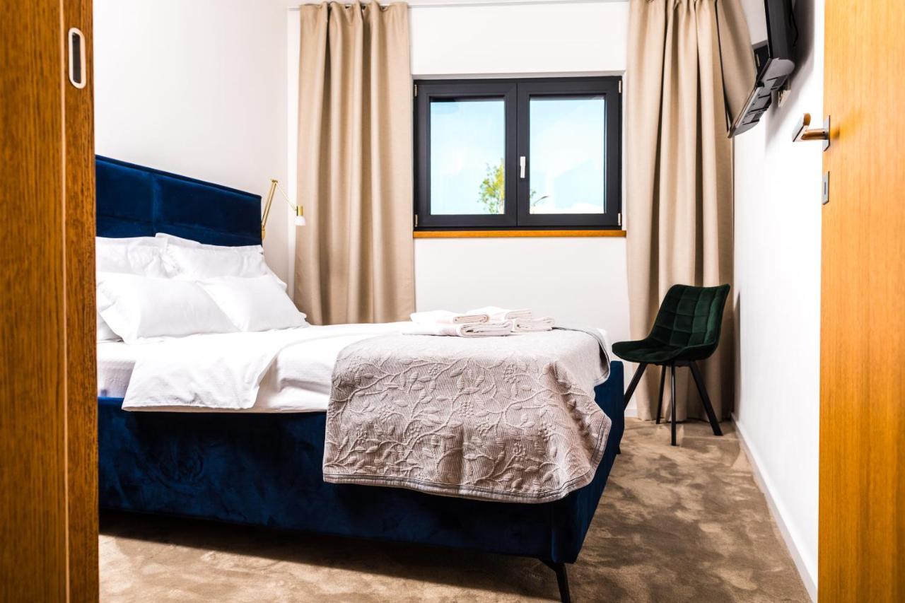 Olive Tree Mansion Apartment Vir Luaran gambar